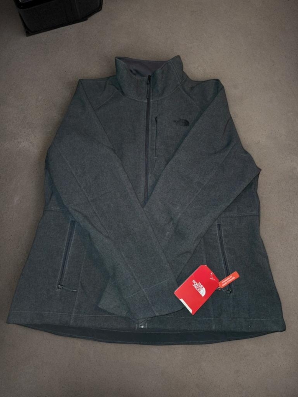 The North Face Women’s Charcoal Gray Utility Softshell Jacket
